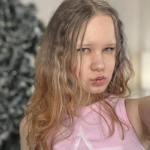 AnnForman ass vibrator image