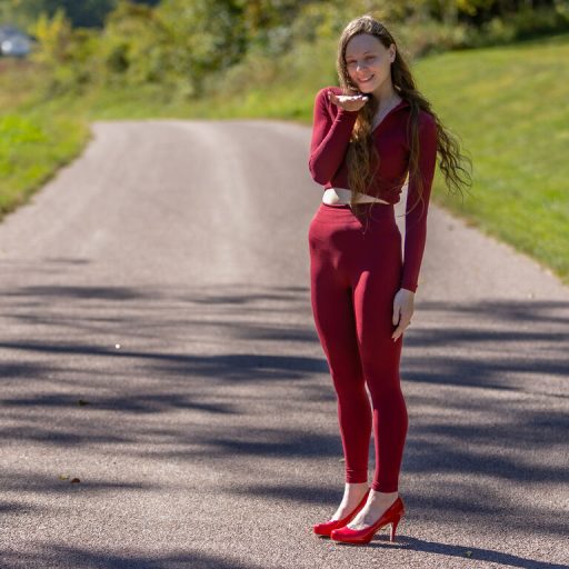 AnnaRosella show fingering image