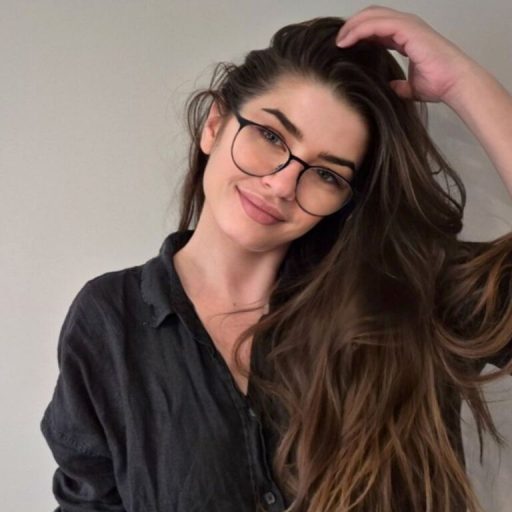 AnnaThomsom videos pics image