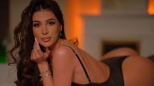 AnnebelleRoze preview