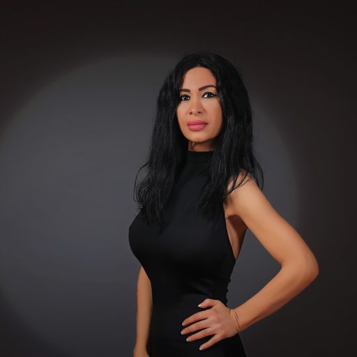 AnnemariaAdison show fingering image