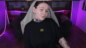 AnnieLeonelie preview