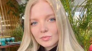 AnnieMavrodi preview