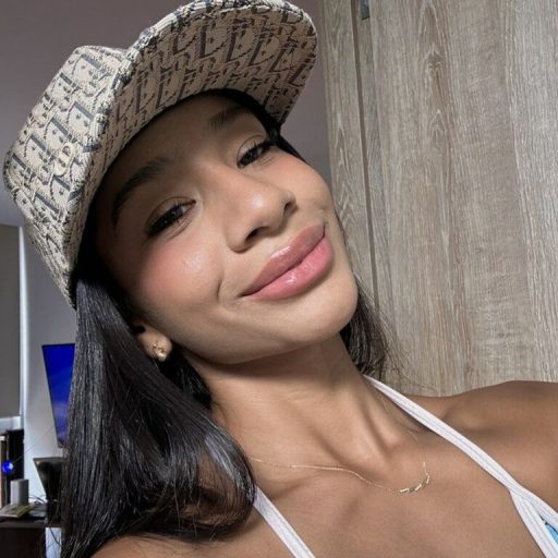 AntonellaClarks webcam free image