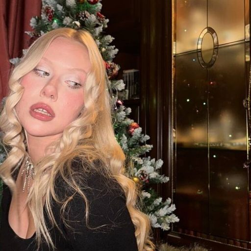 AprilChambers videos pics image