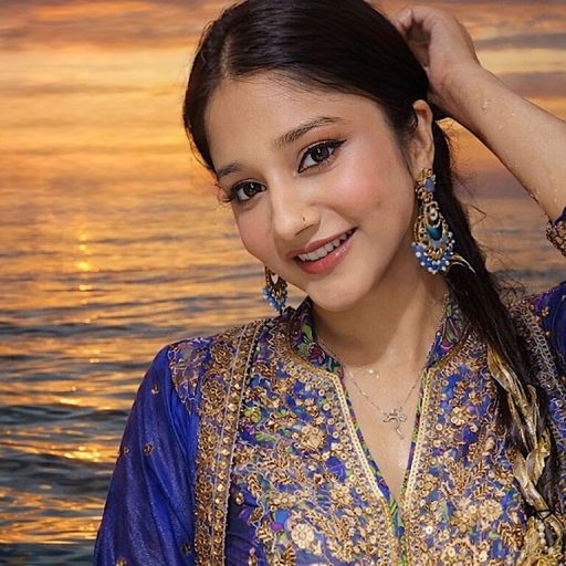 AriaElla online shows image