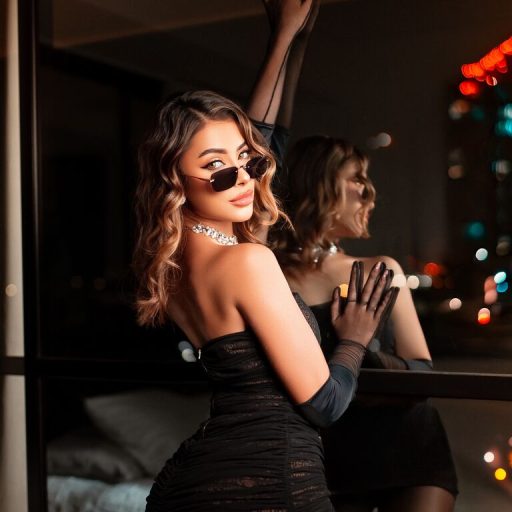 ArianaRoux porn anal image