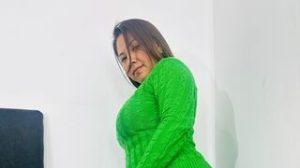 ArielaWein preview