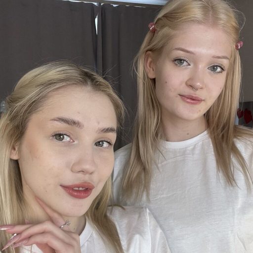 ArletteAndWinni online shows image