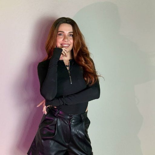 AshleyDin amateur lush image