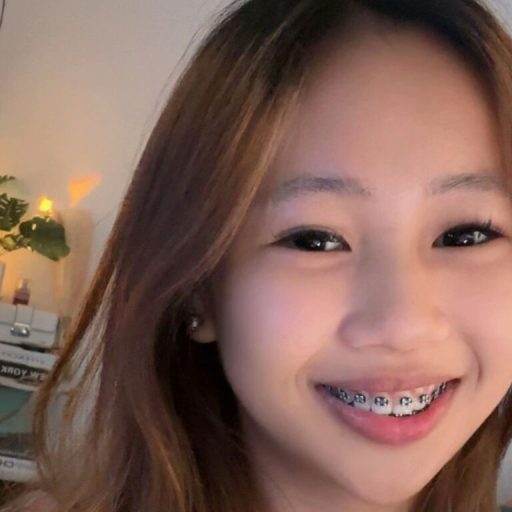 AshleyLores live video image