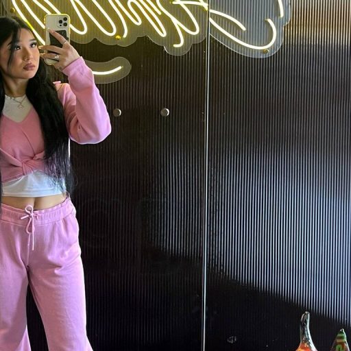 AshtonKerslake online shows image