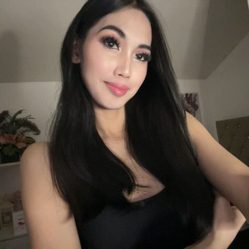 AtaziaMiless live video image