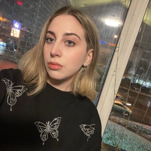 AudreyColeson recorded live image