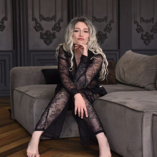 AugustineMoore online shows image