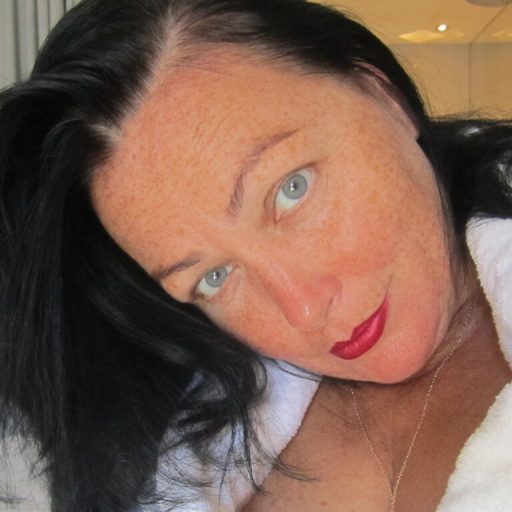 AuraCrina show fingering image