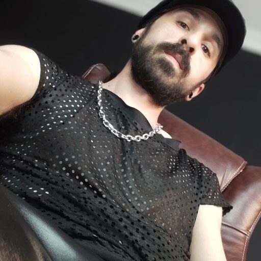 AxelColton online shows image