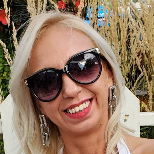 BaditaLuna xxx masturbation image
