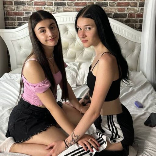BarbaraJeniffer free dildo image