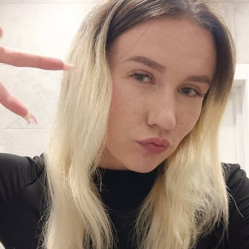 BarbaraReid fingering ass image