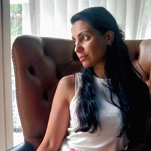 BeatriceWoods live video image