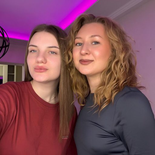 BeckyAndMaxine cam naked image