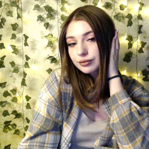 BellaBunny shows recorded image