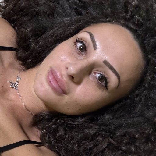 BellaCaramella free dildo image