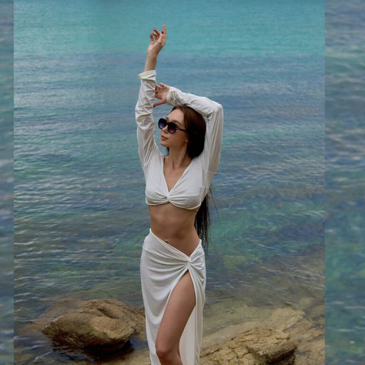 BellaRoyce live video image