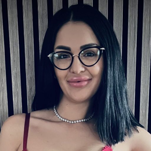BellaRuzy naked porn image