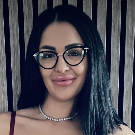 BellaRuzy naked porn image