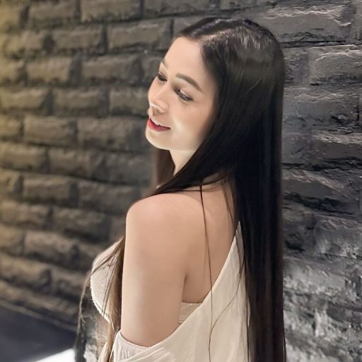 BellaSean strip amateur image