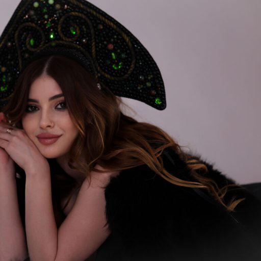 BelleRey recorded live image