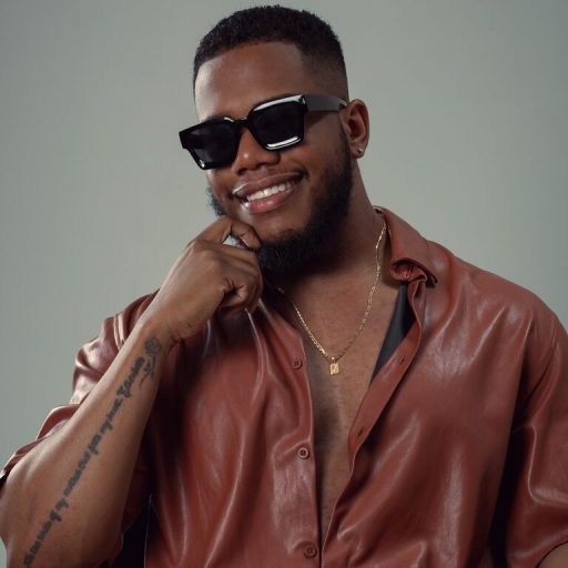 BenjaminCol vibrator lj image