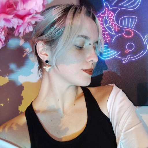 BethanyCloud dildo real image