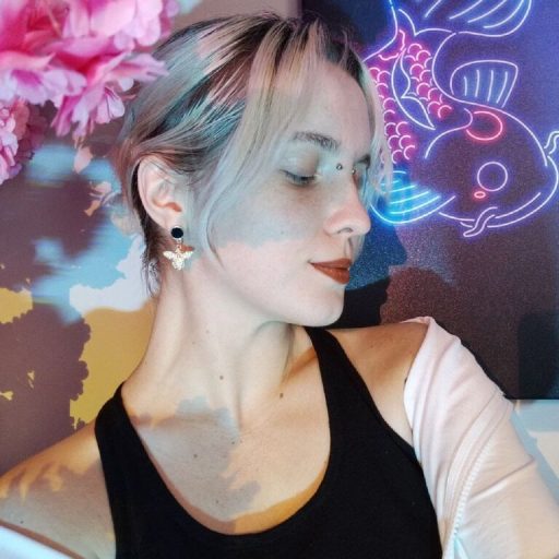 BethanyCloud dildo real image