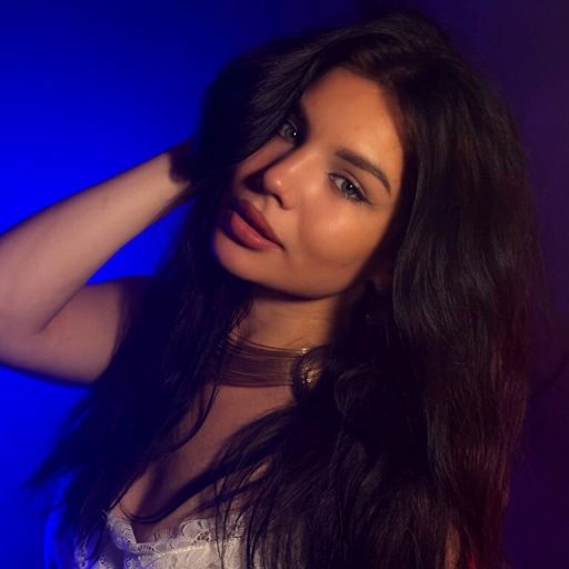 BiancaKennedy shows recorded image