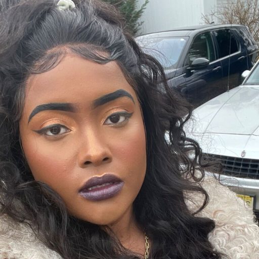 BossyBella recorded live image