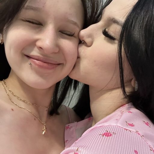 BrandieAndAfton livesex pussy image