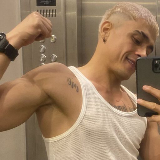 BrunoRosse cam naked image