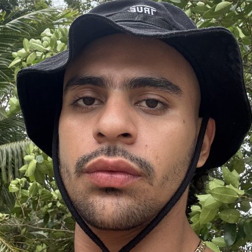 CamiloSoler show fingering image