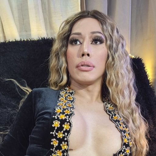 CandiceMendez fingering ass image