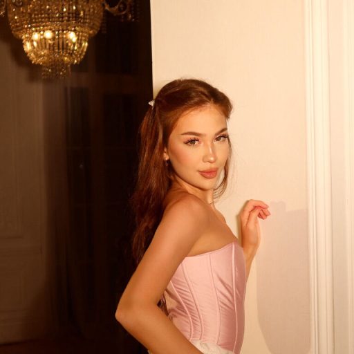 CandiceMils shows recorded image