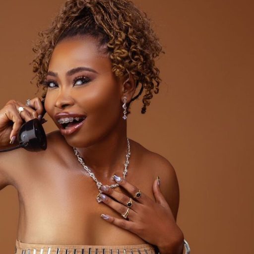 CarlaMenderson strip amateur image