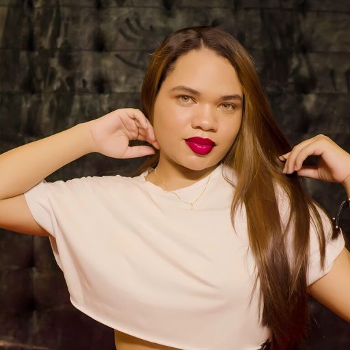 CaroBeltran online shows image