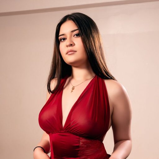 CarolineMuller online shows image