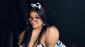 CarolineSomers ass vibrator image