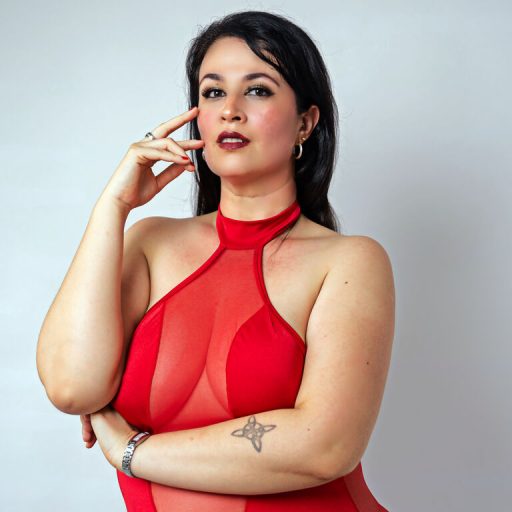 CarolinnaSaenz online shows image