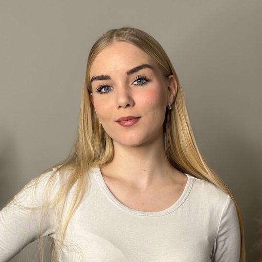 ChanellDunsworth online shows image