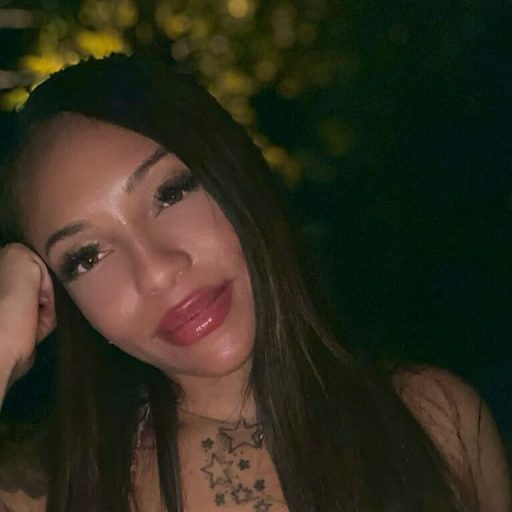 ChantelRose recorded live image